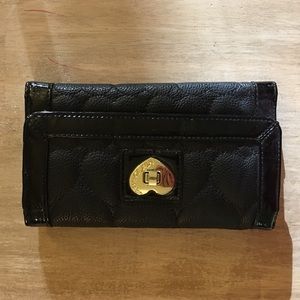 BLACK LEATHER WALLET